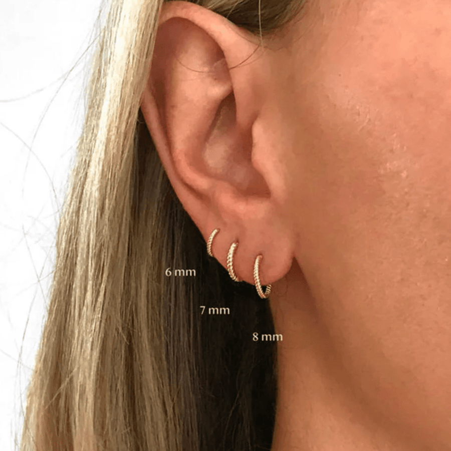 Thin Twister Hoops Earrings