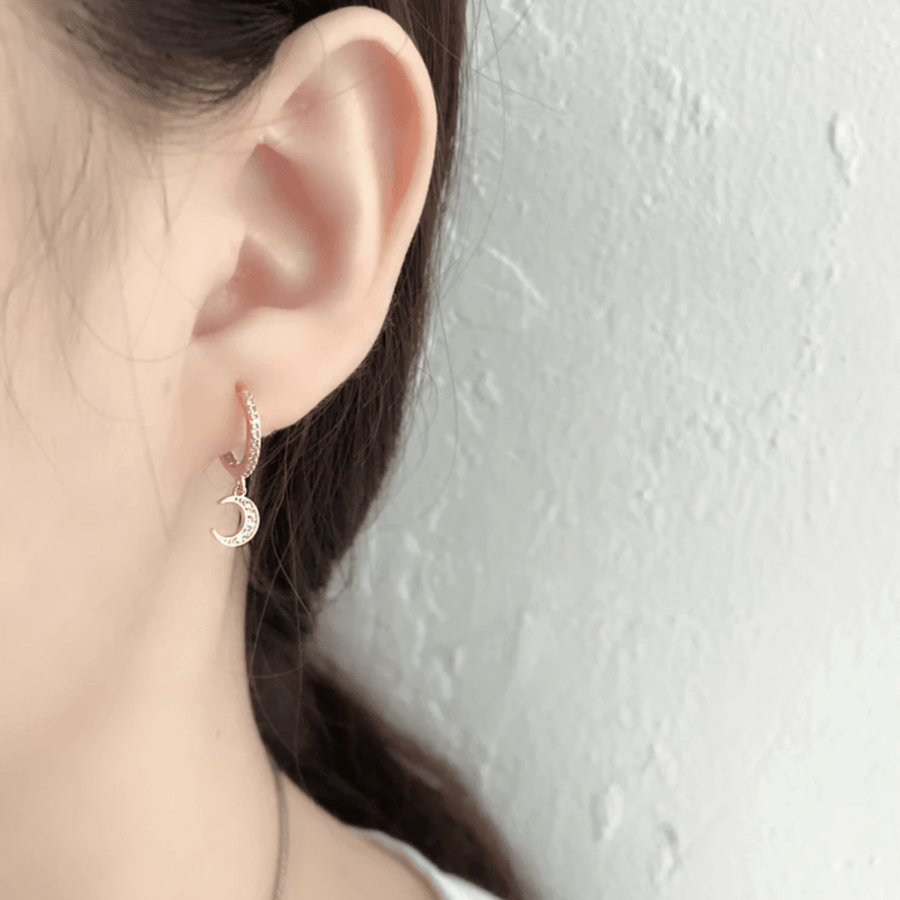 Moon Diamond Earring